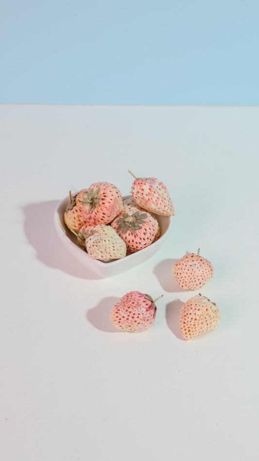 Freeze-Dried White Strawberry