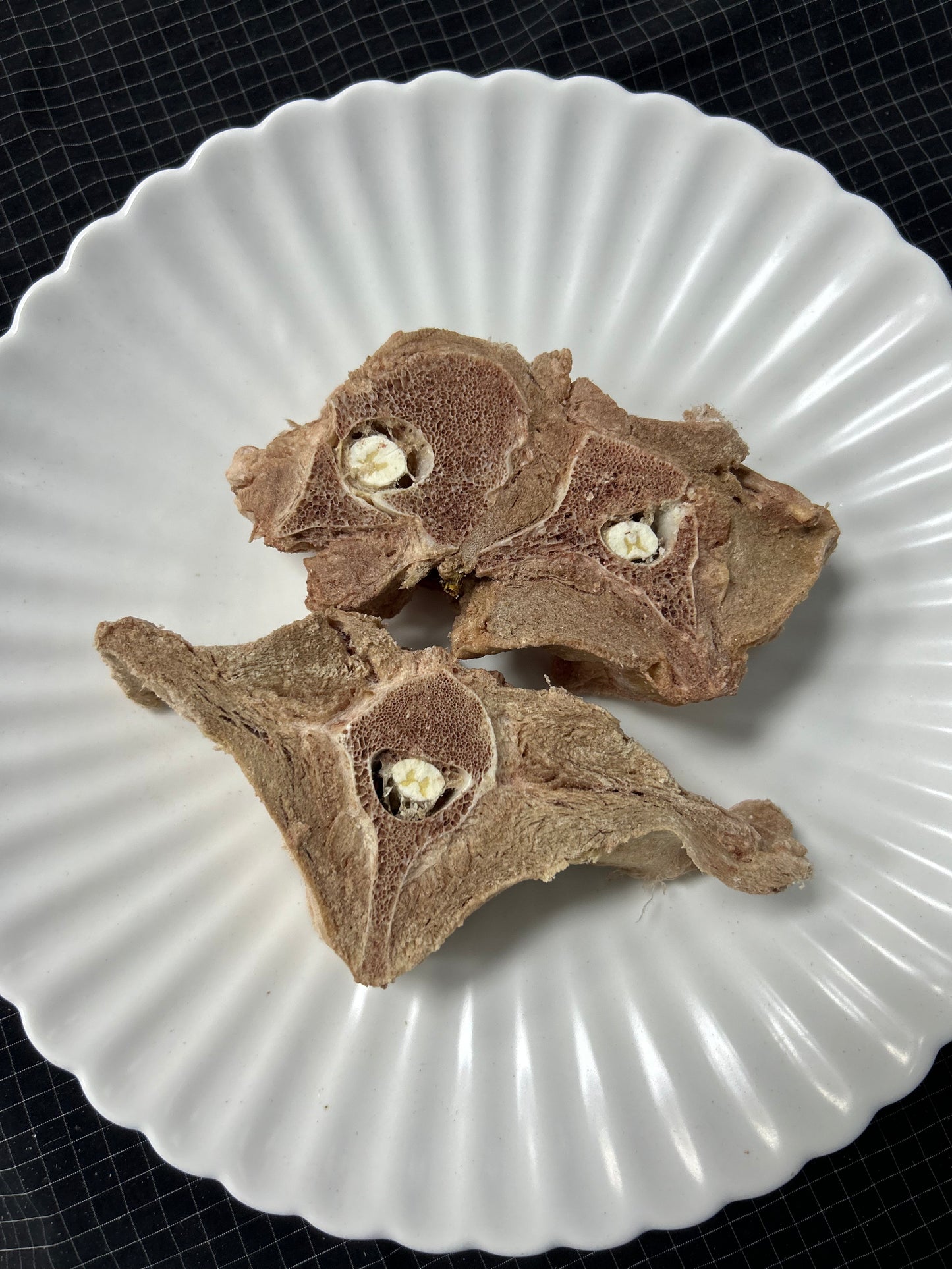 Freeze-Dried Whole Lamb Spine Bone